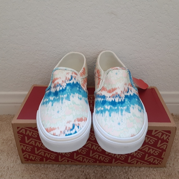 Vans - Picture 4 of 4